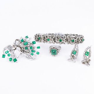 Vintage Colombian Emerald, Diamond and 18 Karat White Gold Bracelet, Pendant / Brooch, Ring and Earring Suite.