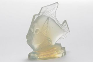 Art Deco Sabino Opalescent Glass Fish Paperweight