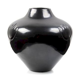 A Tina Garcia Trujillo (Santa Clara, 1957-2005), Polished Blackware Olla Height 9 x diameter 9 inches