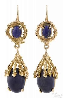 One pair of 14K yellow gold earrings