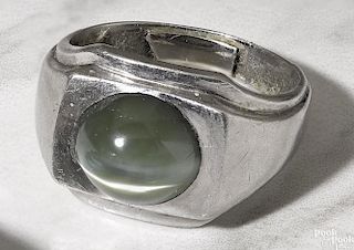 Platinum cat's eye ring