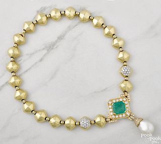 18K yellow gold, diamond, emerald, pearl necklace