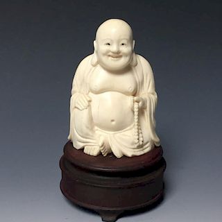 CHINESE ANTIQUE FIGURE OF A HAPPY BUDDHA