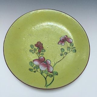 A BUEATIFUL CHINESE ANTIQUE FAMILLE ROSE DISH, 19TH CT
