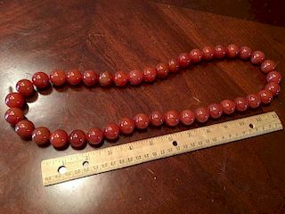 A FINE Chinese Long and large Beads of Agate Necklace, 20cm dia. Beads, 32" long