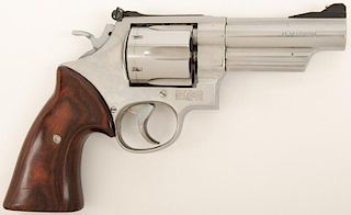 *Smith & Wesson Model 657-3