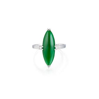 A Natural Jade and Diamond Ring