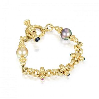 A South Sea Pearl Bracelet