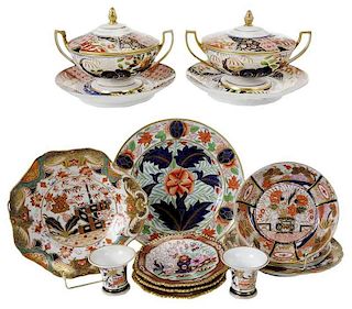 Twelve Pieces English Imari Porcelain