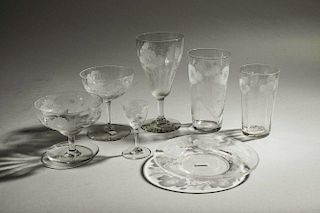 22 Pieces of Locke Art Glass Table Items in Poppy Pattern