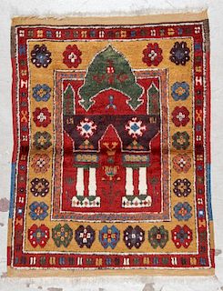 Konya Prayer Rug: 3'5'' x 4'5''