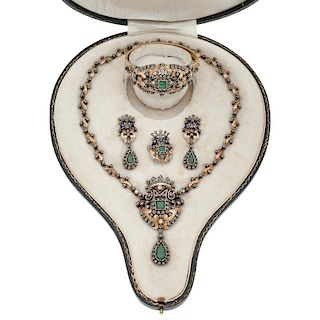 Austro-Hungarian Parure in 18 Karat Yellow Gold and Silver with Diamonds and Emeralds Ca. 1850