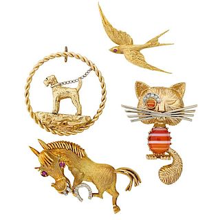 GROUP OF FIGURAL GOLD BROOCHES