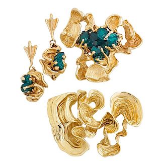MODERNIST EMERALD OR YELLOW GOLD JEWELRY
