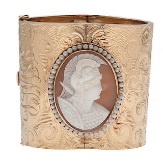 Cuff Bracelet in 14 Karat Yellow Gold With a Cameo and Pearls