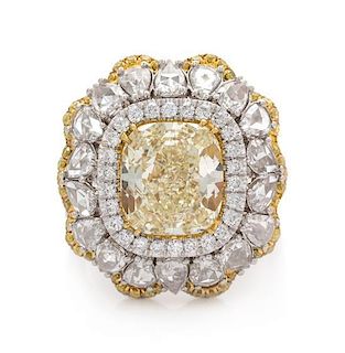 An 18 Karat Bicolor Gold, Diamond, and Colored Diamond Ring, 8.90 dwts.