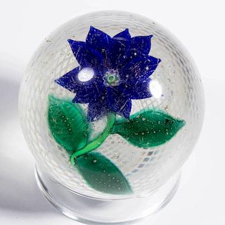 NEW ENGLAND POINSETTIA PAPERWEIGHT