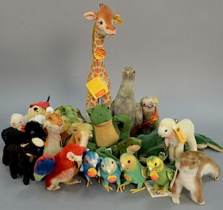 Group of twenty Steiff stuffed animals to include four frogs, parrot, two Hansi and two Fransi parrots, pigeon, hamster, two