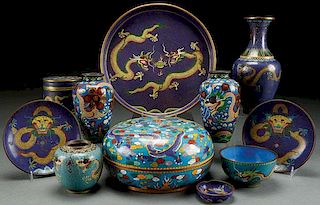 AN 11 PIECE GROUP OF VINTAGE CHINESE ENAMELED
