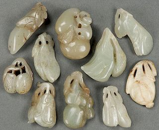 TEN CHINESE CARVED JADE PENDANT/ORNAMENTS