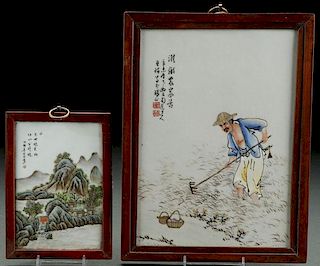 A PAIR OF CHINESE FAMILLE ROSE PORCELAIN PLAQUES