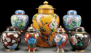 A SEVEN PIECE GROUP OF CHINESE ENAMELED CLOISONNÉ