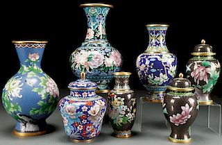 A SEVEN PIECE GROUP OF CHINESE CLOISONNÉ ENAMELED