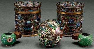 A FIVE PIECE GROUP OF CHINESE ENAMELED BRONZE