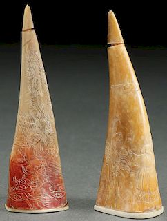 A PAIR OF CHINESE CARVED HORNBILL SNUFF BOTTLES