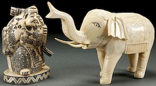 A PAIR OF CHINESE CARVED BONE FIGURES