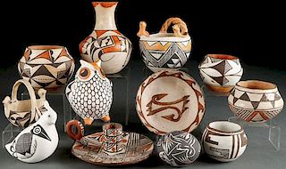 A GROUP OF 12 SOUTHWEST POTTERY PIECES
