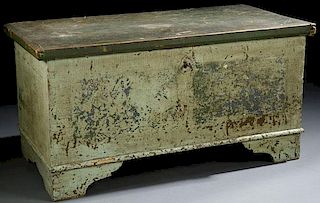 A FINE 19TH CENTURY PAINTED PINE BLANKET CHEST
