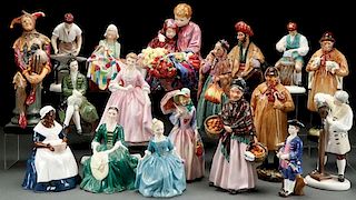 A COLLECTION OF 18 ROYAL DOULTON FIGURES