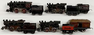 A GROUP OF EARLY AMERICAN FLYER O GAUGE TOY TRAIN