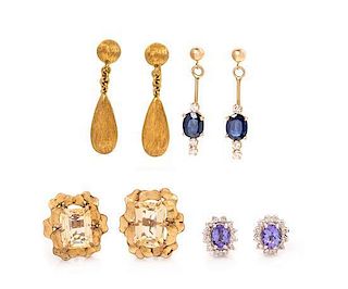 A Collection of Earrings, 7.70 dwts.