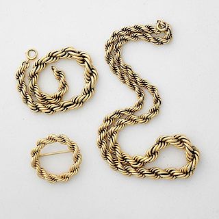 ROPED YELLOW GOLD ASSEMBLED SUITE