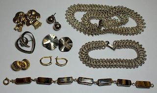 JEWELRY. Contemporary Gold and Silver Jewelry.