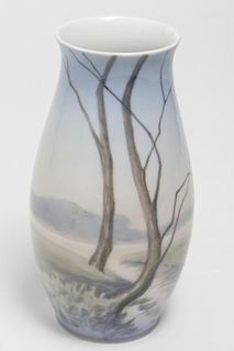 Bing & Grondahl Porcelain Vase 8793-249