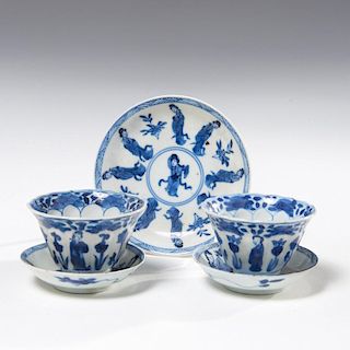 Pair Chinese blue and white teacups/saucers