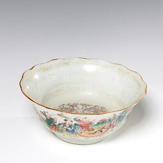 Chinese polychrome enameled porcelain bowl