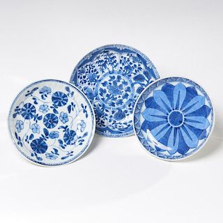 (3) small Chinese blue and white dishes