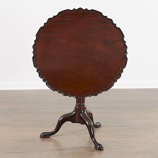 George III mahogany tilt-top table