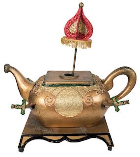 Lamp-Type Hindu Basket.