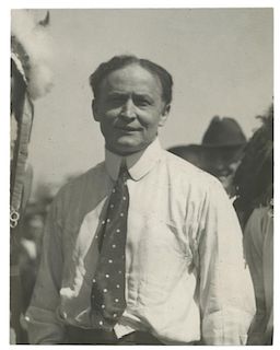 News Service Photograph of Houdini.