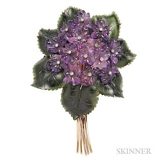 18kt Gold and Carved Gemstone Flower Brooch, c. 1940, designed as a nosegay of violets, the amethyst blossoms each centering 