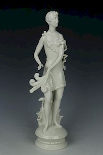 Schwarzburger art deco figurine "Lady with Fan"