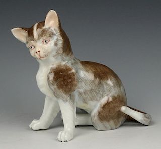 Potschappel Carl Thieme figurine "Sitting Cat"