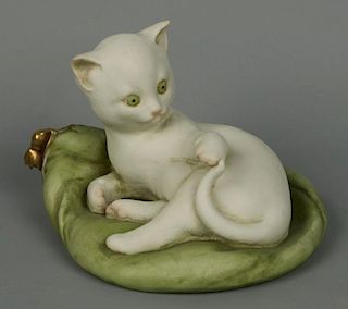 Capodimonte Giuseppe Cappe Figurine "Cat on Pillow"