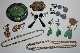 JEWELRY. Assorted Grouping of Jewelry Inc. Jade.