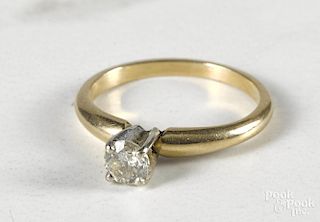 14K gold and diamond ring, 1.2 dwt.